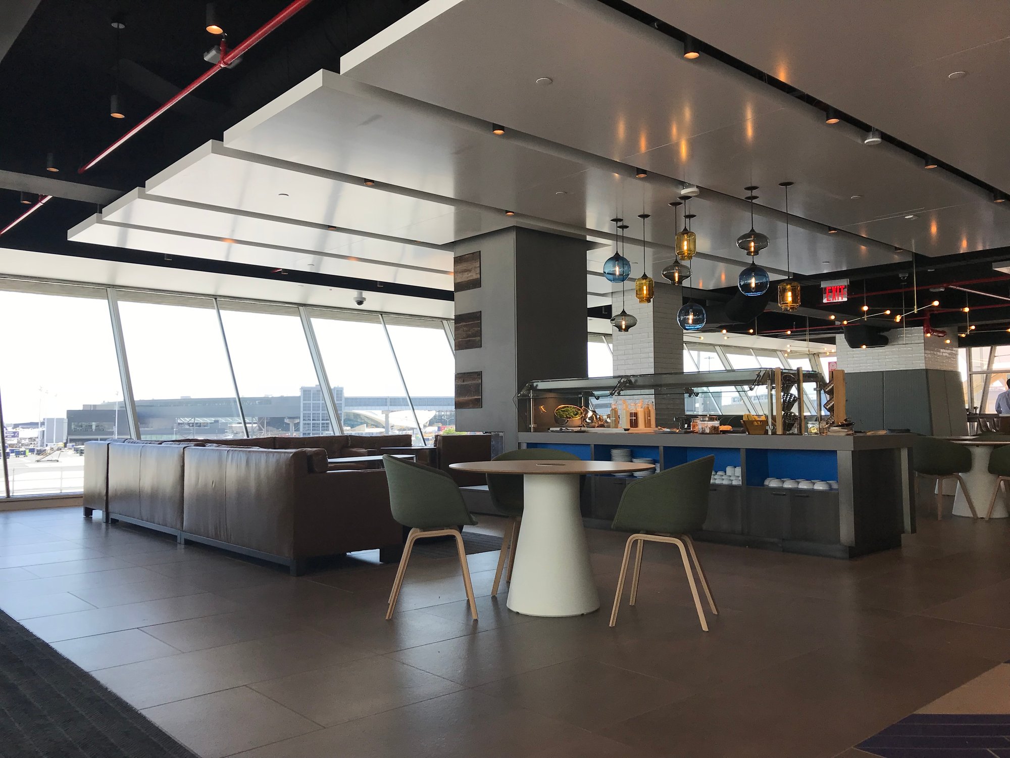 #2 of 5 images of Dallas Centurion Lounge International
