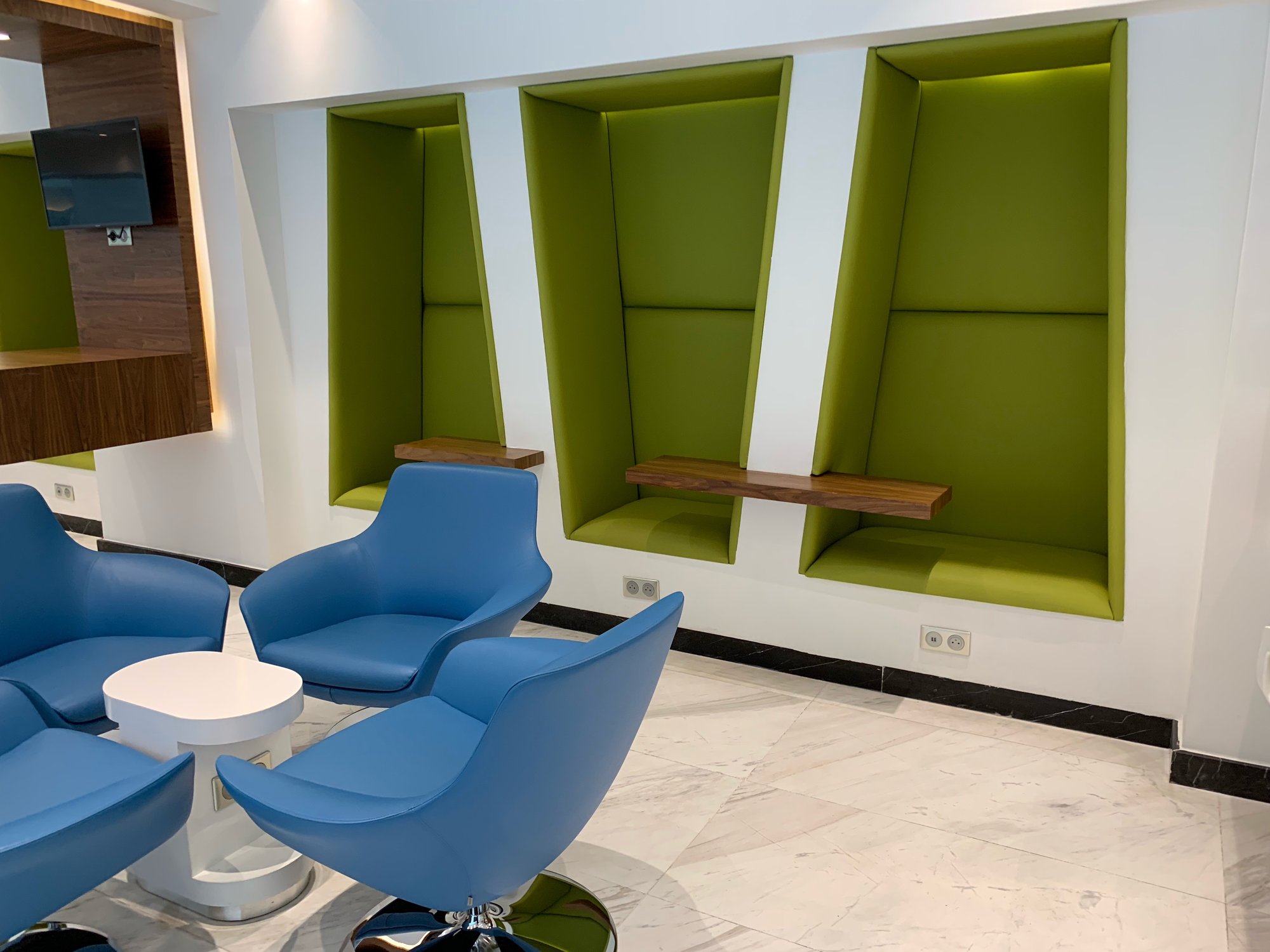 #3 of 5 images of Pearl Lounge (Departures) (Temporarily Closed)