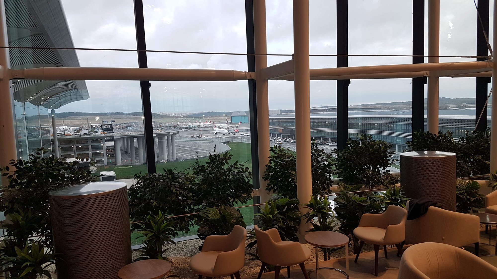 #1 of 5 images of IGA Lounge