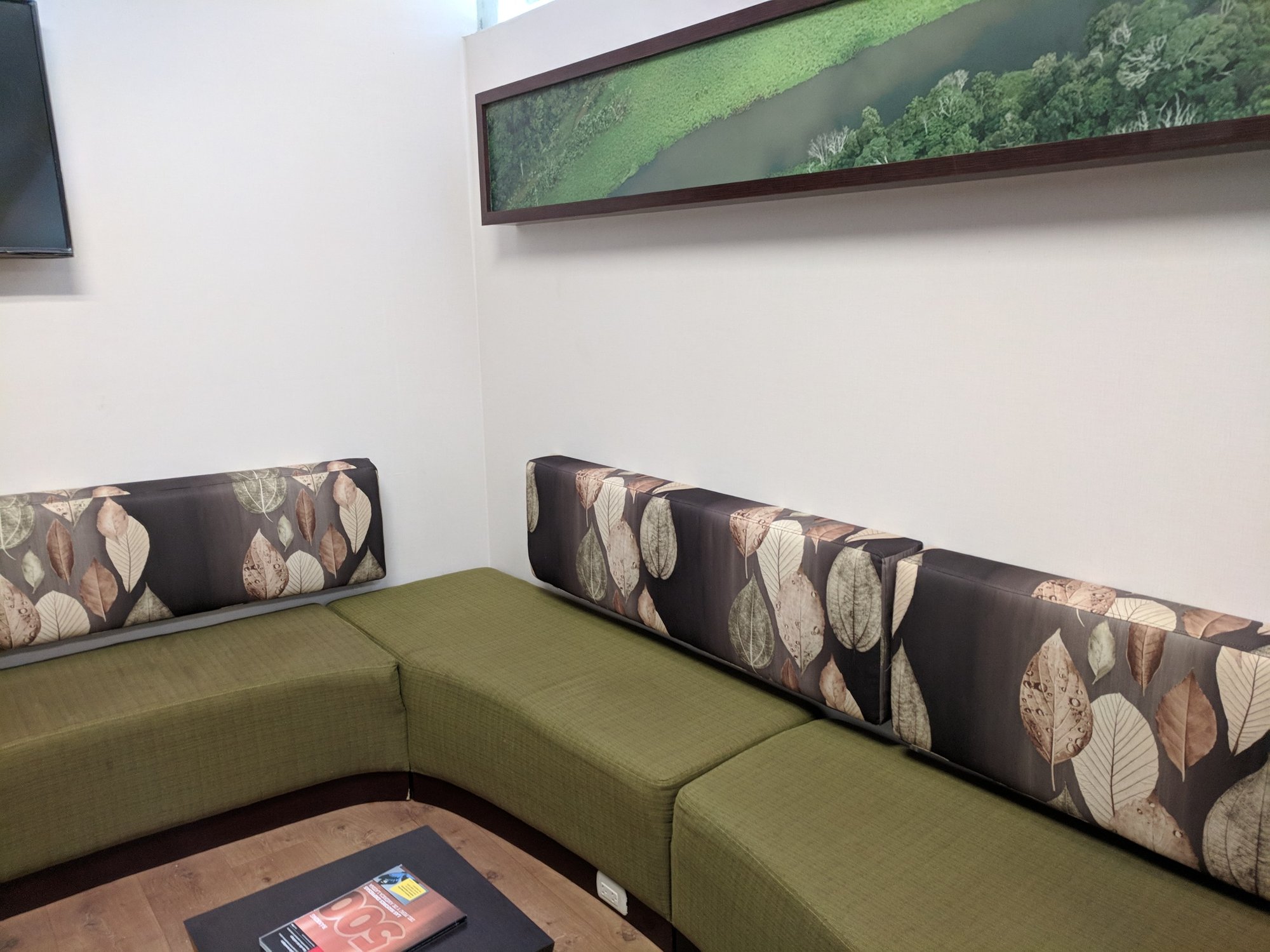 #5 of 5 images of Andes Salon VIP