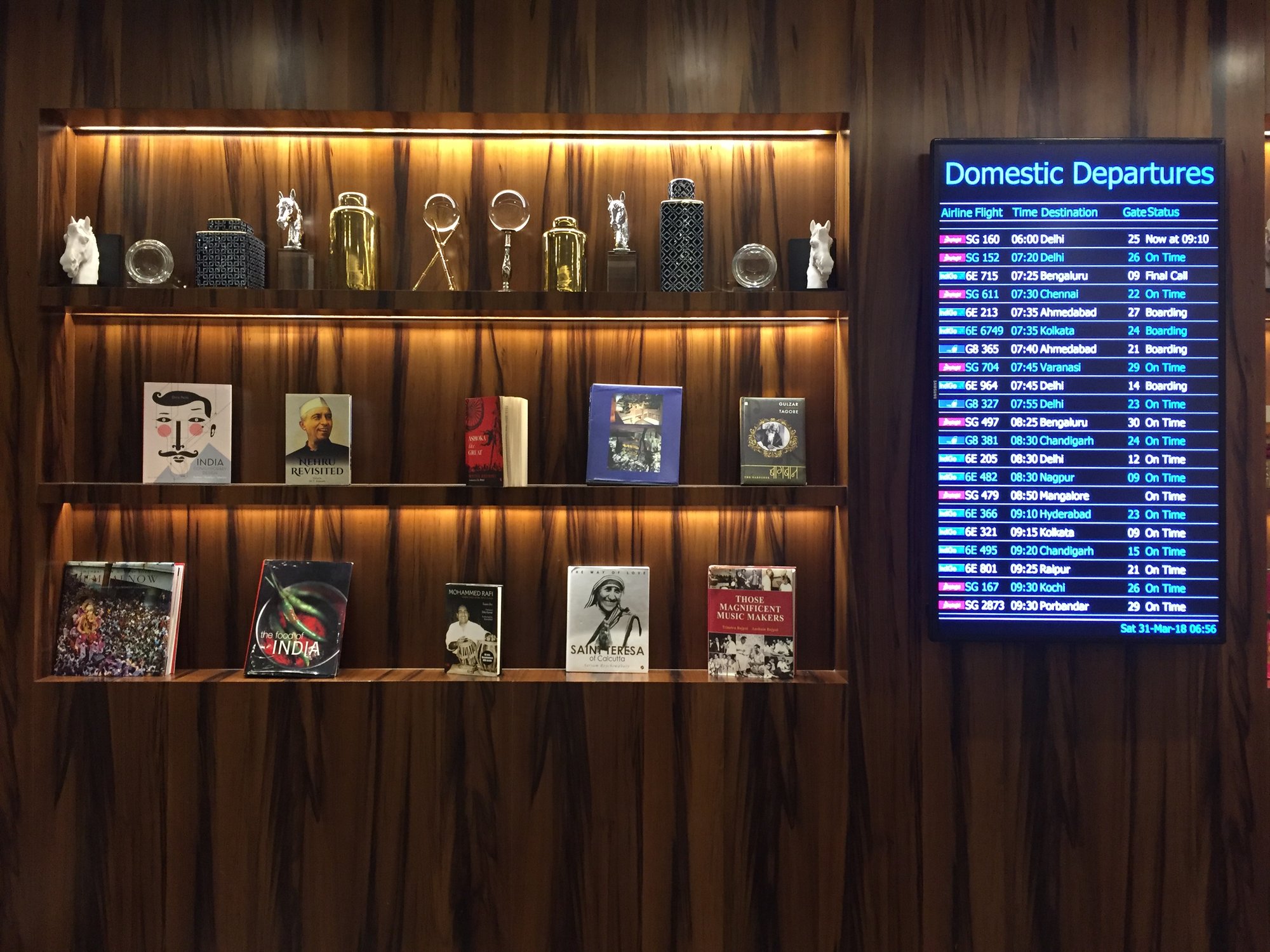 #3 of 5 images of Travel Club Lounge