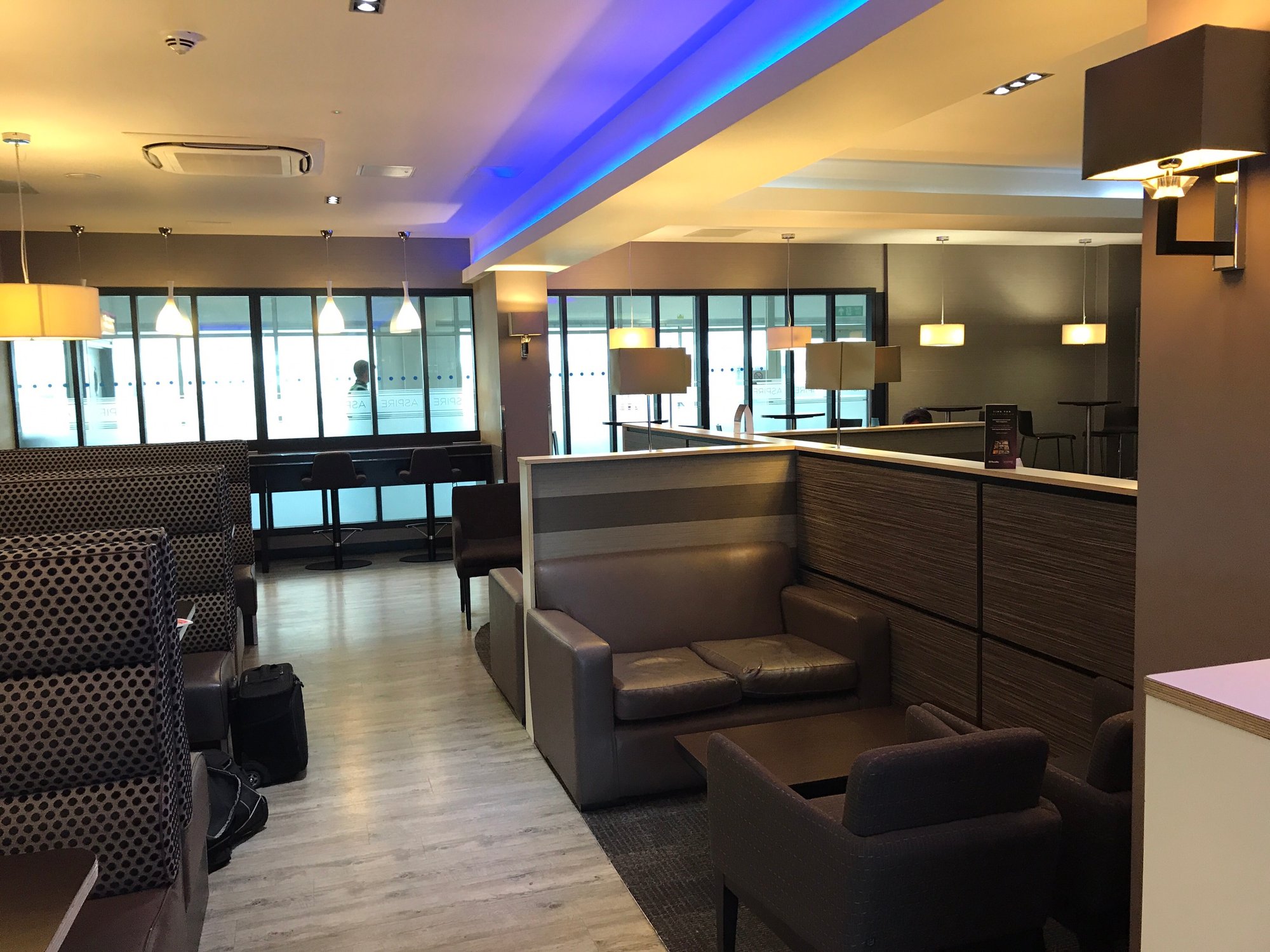 #1 of 5 images of Aspire Lounge (Gates 4-5) (Temporarily Closed)