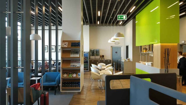 Lounge thumbnail 2