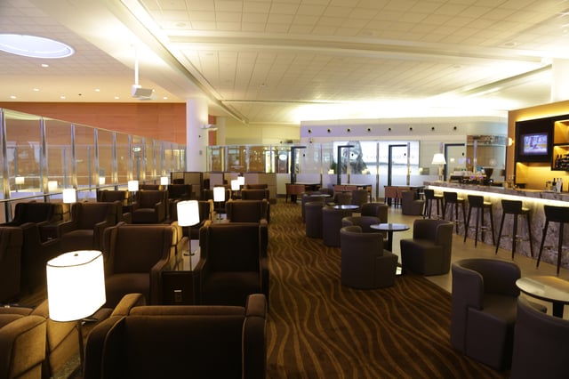 Lounge thumbnail 1