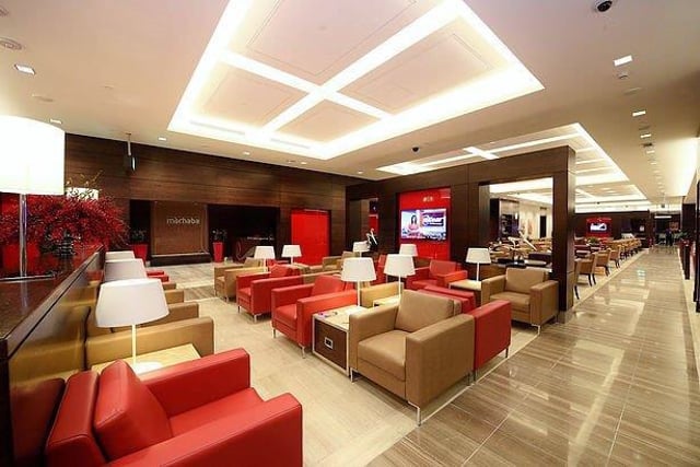 Lounge thumbnail 5