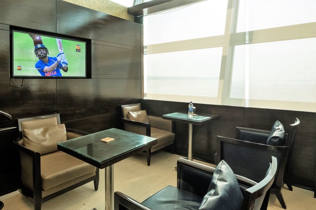 Lounge thumbnail 2