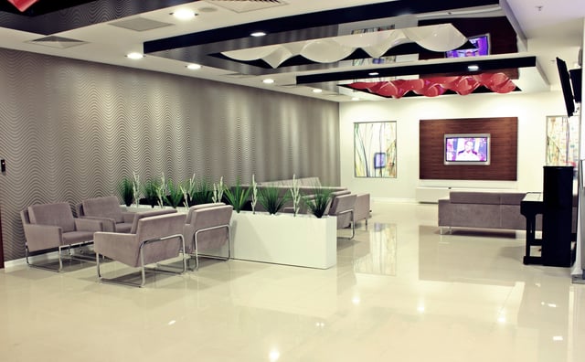 Lounge thumbnail 4