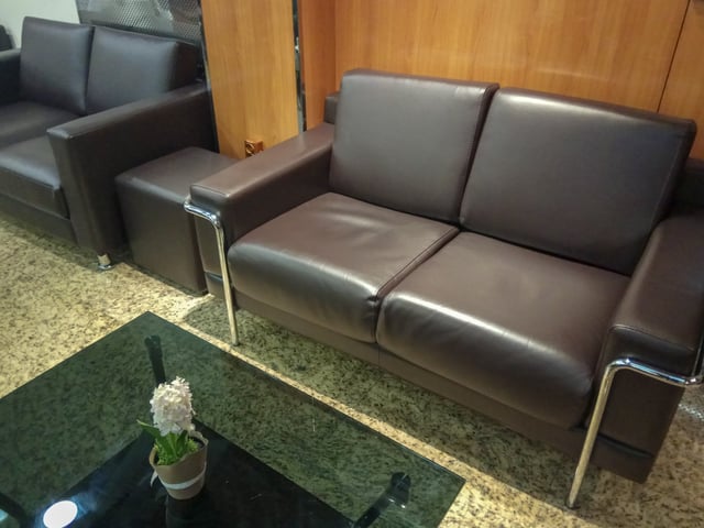 Lounge thumbnail 1