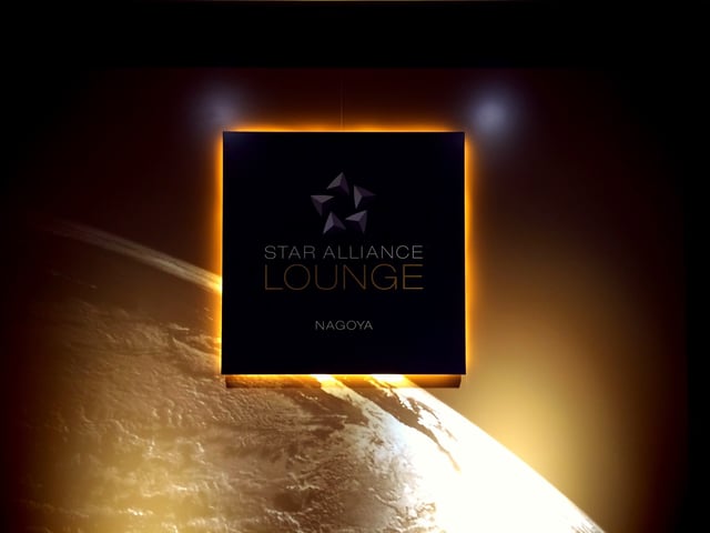 Lounge thumbnail 5
