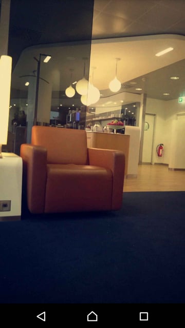 Lounge thumbnail 5