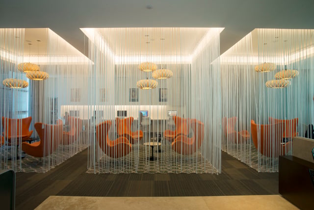 Lounge thumbnail 4