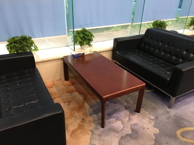 Lounge thumbnail 1