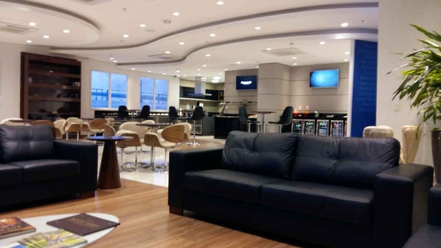 Lounge thumbnail 2