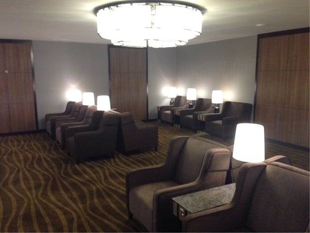 Lounge thumbnail 3
