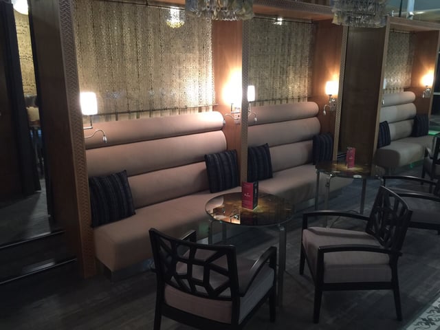 Lounge thumbnail 3