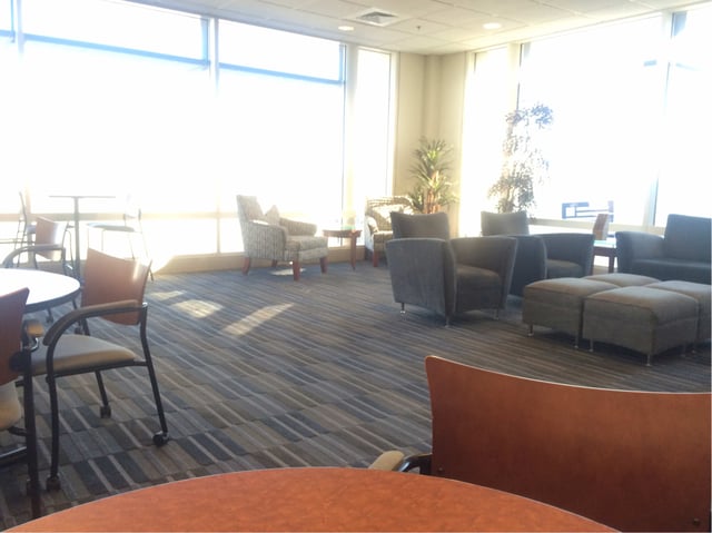 Lounge thumbnail 2