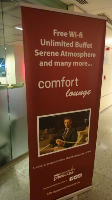 Lounge thumbnail 2