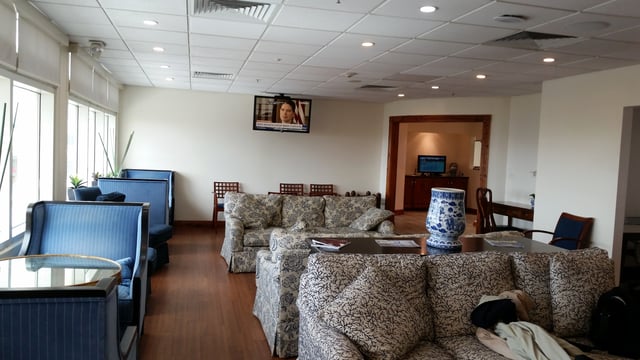 Lounge thumbnail 1