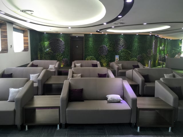 Lounge thumbnail 1
