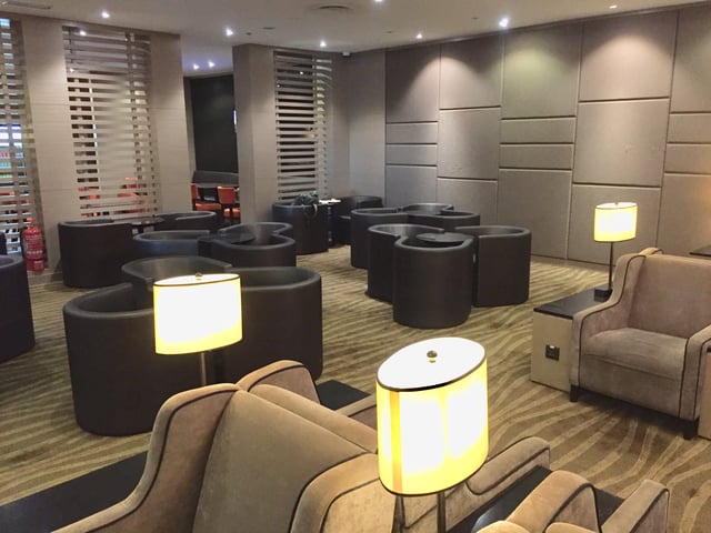 Lounge thumbnail 2