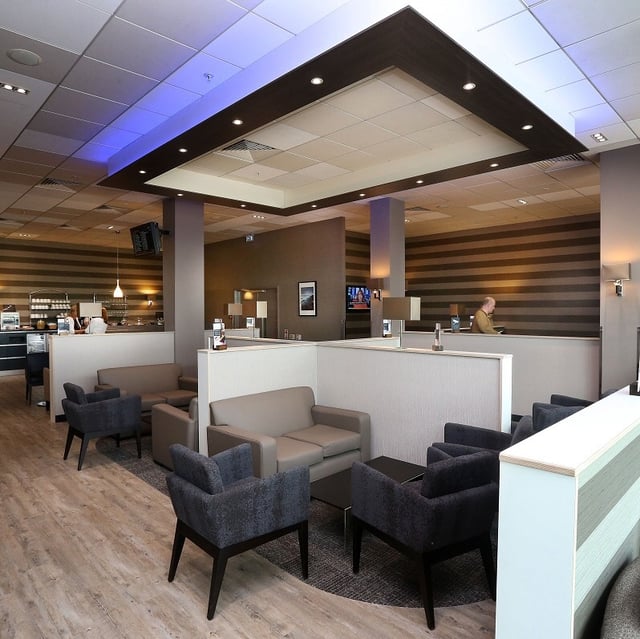 Lounge thumbnail 1