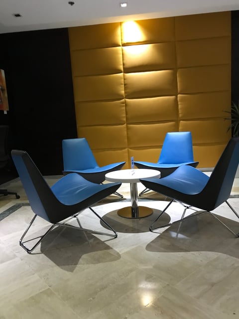 Lounge thumbnail 3