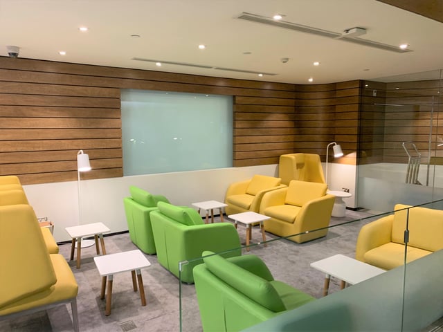 Lounge thumbnail 2