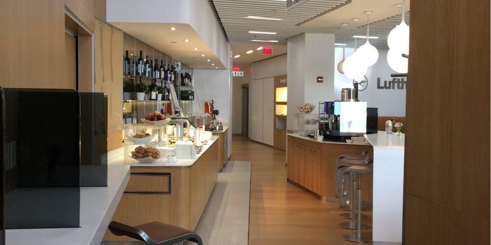 EWR: Lufthansa Allegris Lounge Reviews & Photos - Terminal B, B3 ...