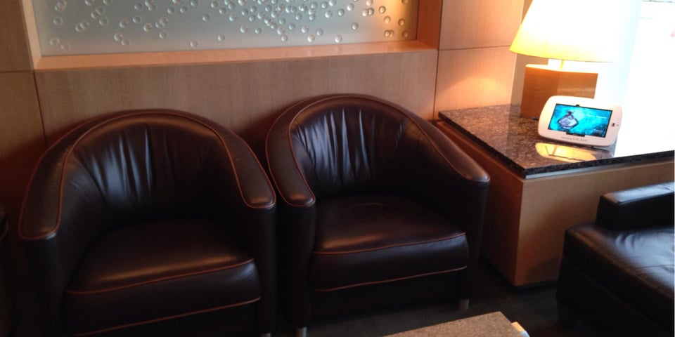 DFW: American Airlines Admirals Club Reviews & Photos - Terminal B ...