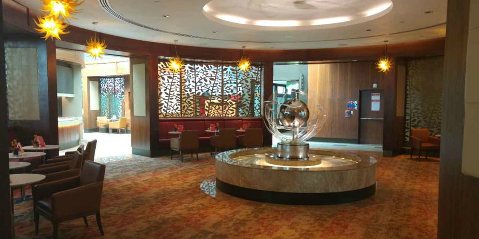 emirates lounge terminal 3 dxb