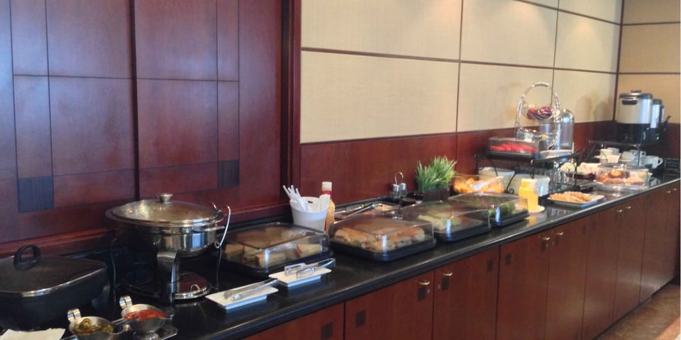 MEX: American Airlines Admirals Club Reviews & Photos - Terminal 1 ...