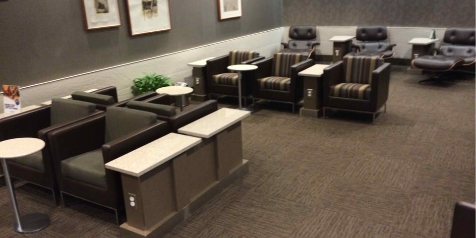 DEN: American Airlines Admirals Club Reviews & Photos - Concourse A ...