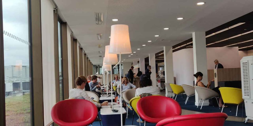 ORY: Air France Lounge (Boarding Area B) Reviews & Photos - Terminal 2 ...